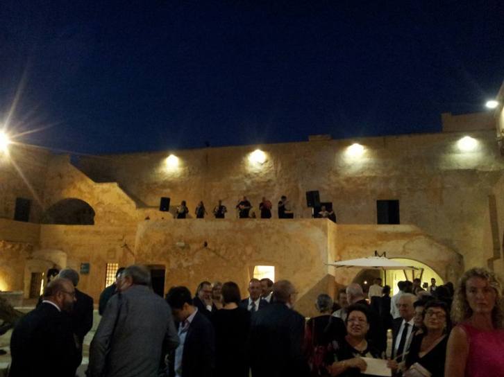 11412368_1041778805850875_8495642467788158915_n